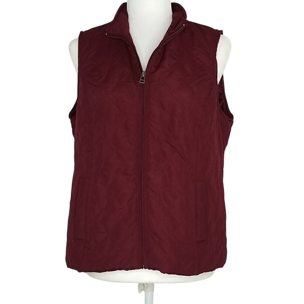 Christopher & Banks Burgundy Quilted V…